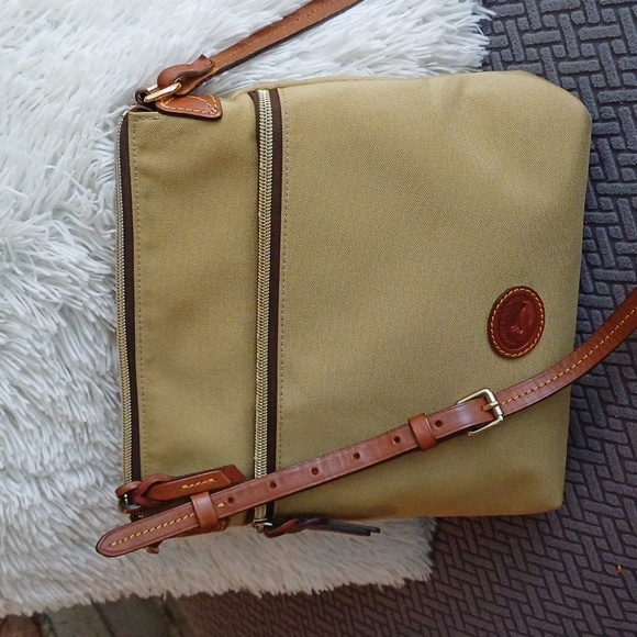Dooney & Bourke Nylon crossbody bag Khaki - Picture 11 of 17